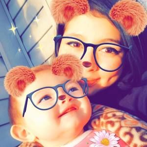 Meet your Posher, Leslie